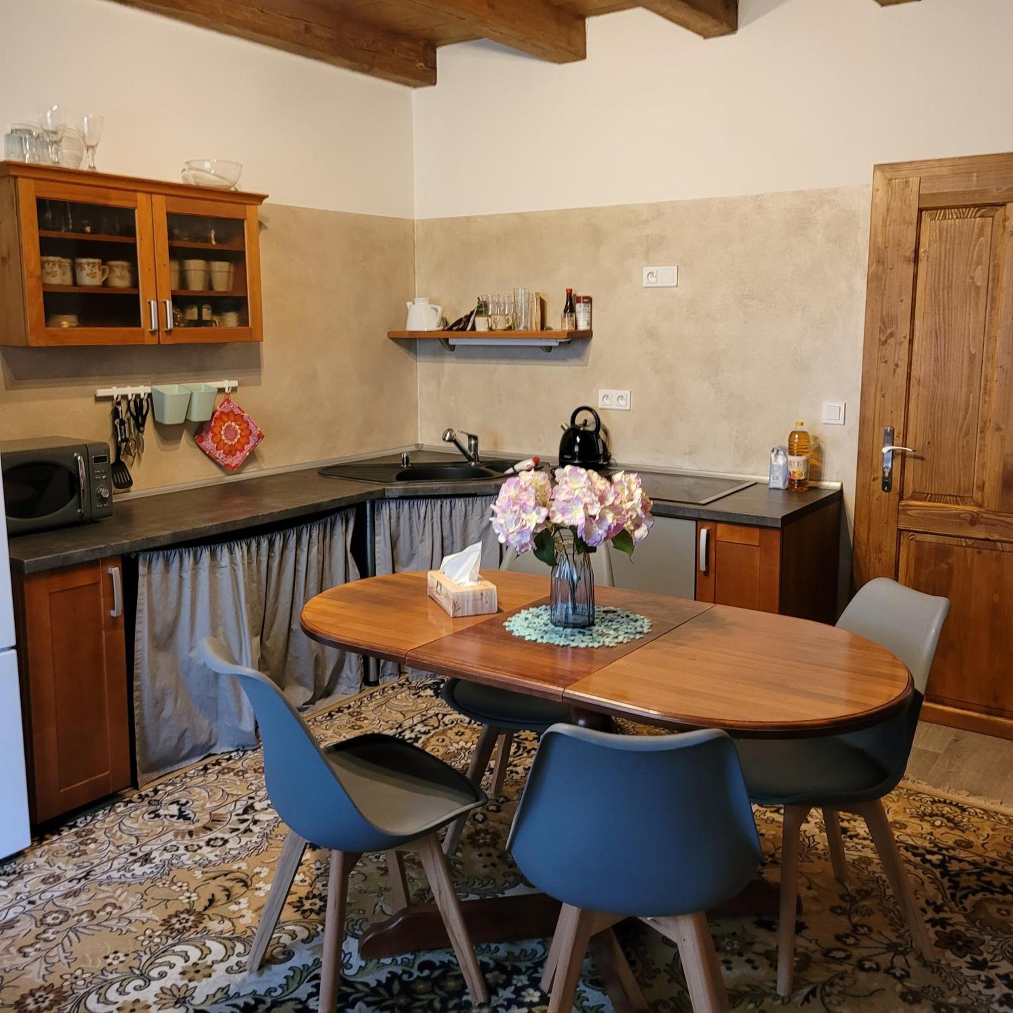 Chloumek Apartment Bela  Ngoại thất bức ảnh